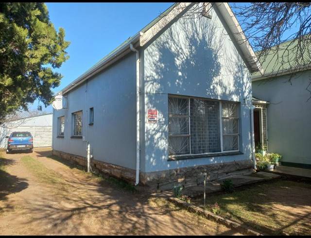 6 BEDROOM HOUSE FOR SALE IN QUEENSTOWN CENTRAL